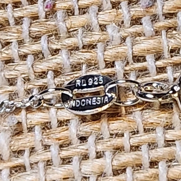 Elegant Sterling Silver Abalone & Mother of Pearl 18"  Necklace - Picture 4 of 6